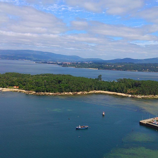 Adéntrate en la isla de Cortegada con nuestras visitas